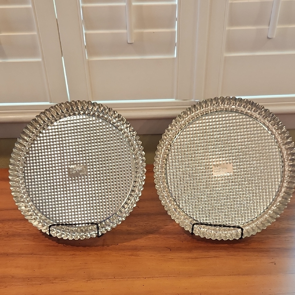 Silver Textured Decorative Plates